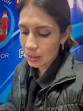 Alysson--'s cam snapshot