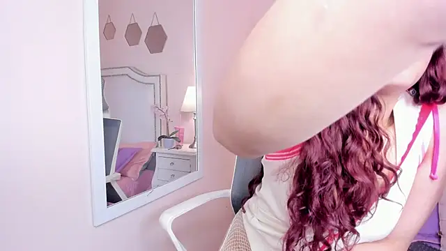 KIMAPRIL's cam snapshot