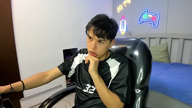 StiwenTwink live sex cam