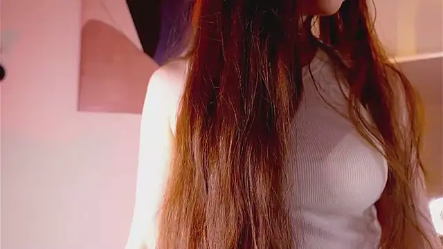 SilentLily's cam snapshot