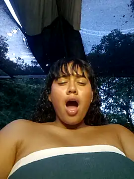 _kimberlly's cam snapshot