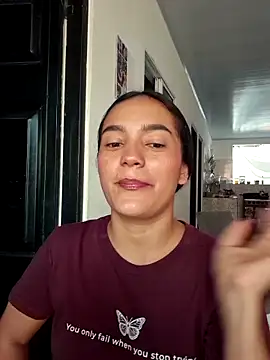 Liliana_Weber's cam snapshot