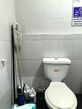 ALEJA__22's cam snapshot