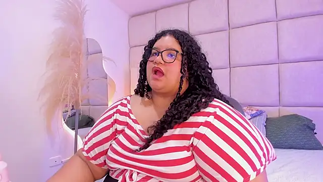 Miley_Collins's cam snapshot