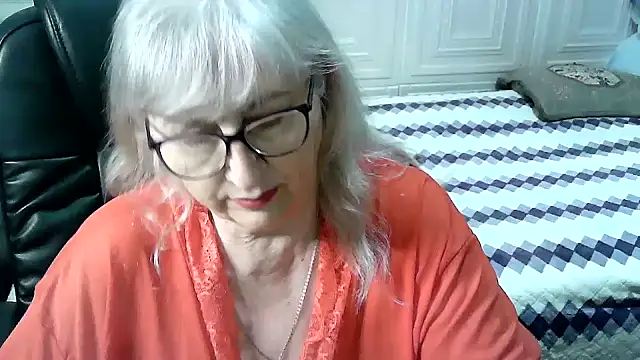 LolkaAlyss's cam snapshot