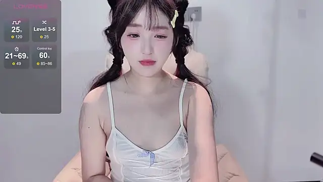 Yaiyigirl live sex cam