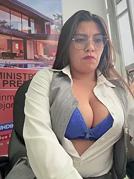 LIZ-06_'s cam snapshot