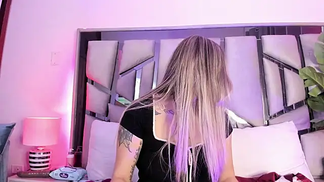 zoe__harper's cam snapshot