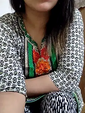 Tanha18 live sex cam