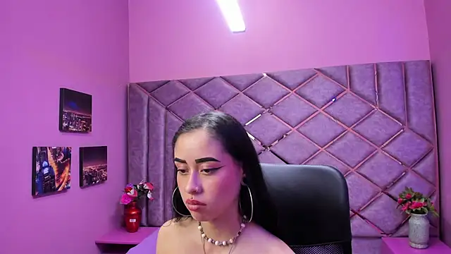 AnnySweett_'s cam snapshot