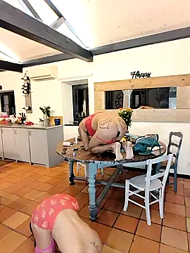 Jade_Emeraud live sex cam