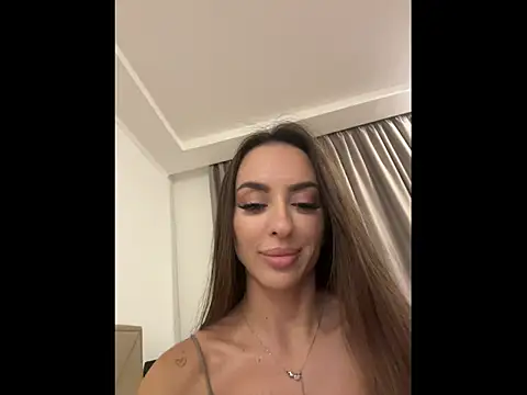 tina_akira live sex cam