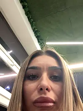 KaseyQuinn_ live sex cam