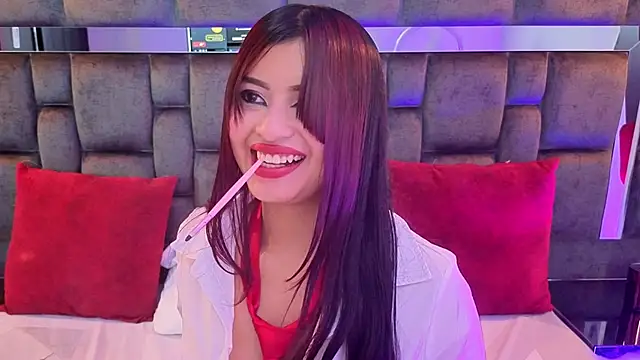 IssaJones_'s cam snapshot