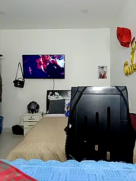 hot-shaved-baby's cam snapshot