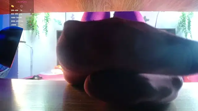 DaMikaela_'s cam snapshot