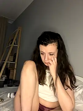 bunnythetailor's cam snapshot