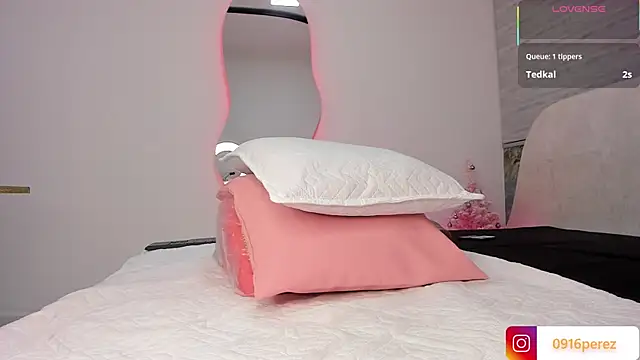 _kaarla_ live sex cam