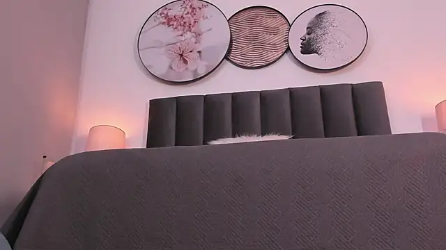 SaharaGarcia__ live sex cam