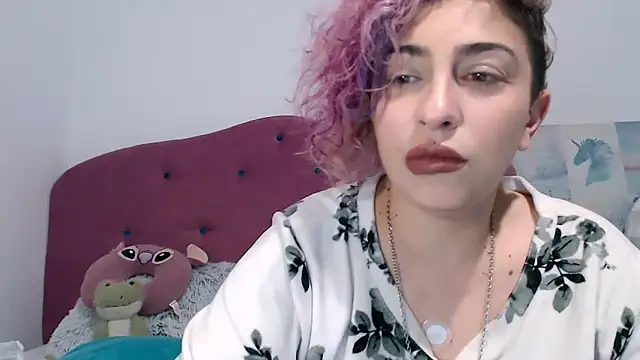 AAARUNY's cam snapshot