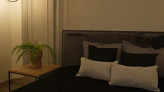 IrisBaker live sex cam