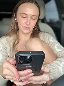 lunagirl13 live sex cam