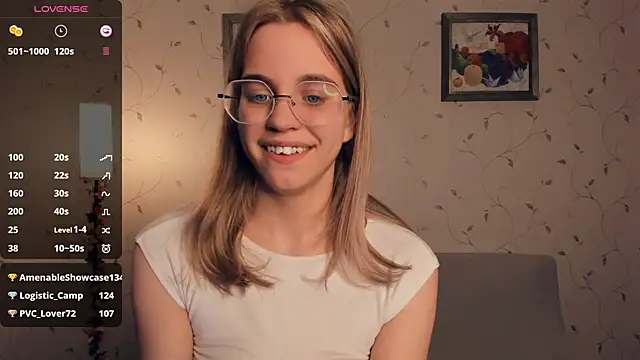 JoanBaggott live sex cam