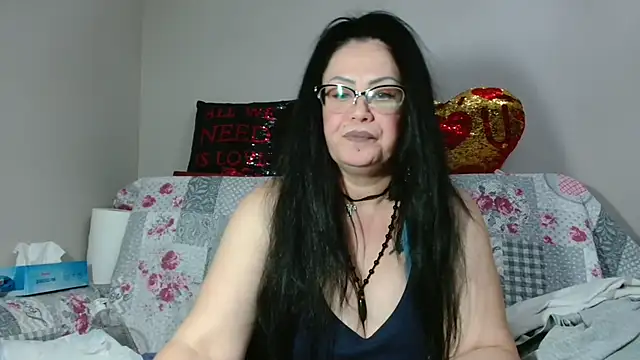 -__TSUNAMI__- live sex cam