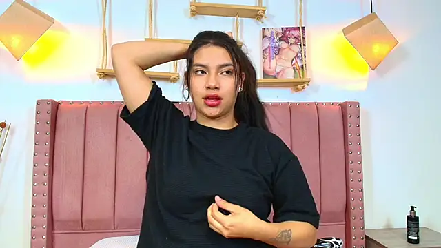 lucia_sweeet's cam snapshot