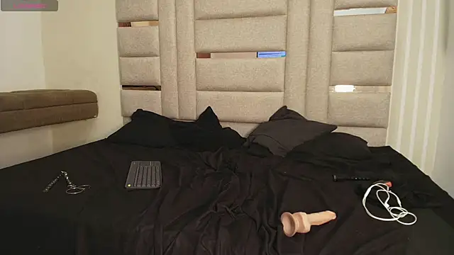 LittlePeach_'s cam snapshot