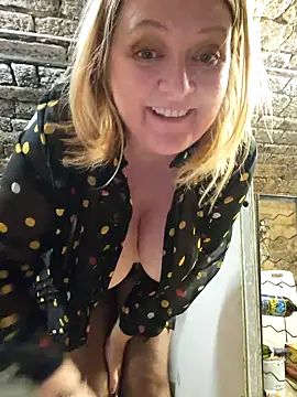 lady_charlyne live sex cam