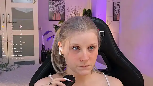 ShineJoan live sex cam