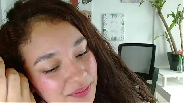 lana_rousse01's cam snapshot