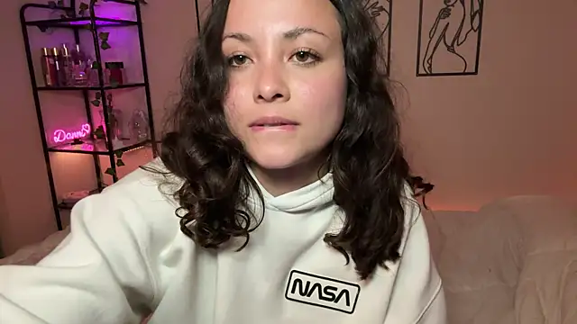 Megan_Rodrigo's cam snapshot