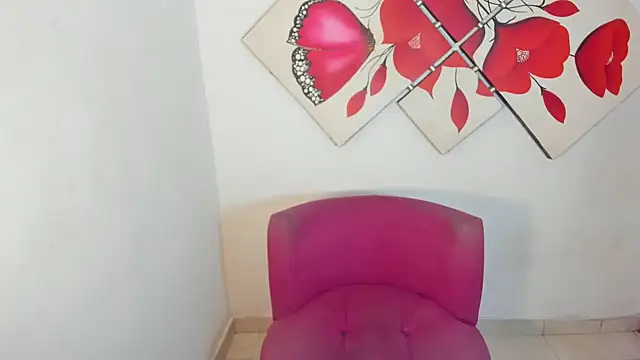 Wednesholestarr live sex cam