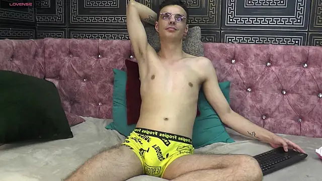 AidenStorm's cam snapshot