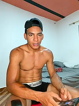 elnegro14's cam snapshot