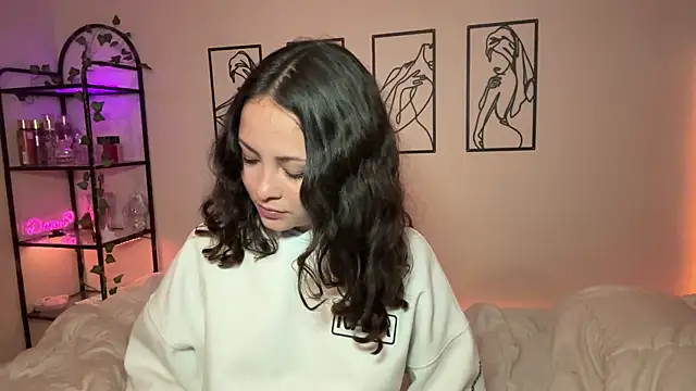 Megan_Rodrigo's cam snapshot