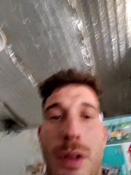 _____-AAAZZZ999000____A's cam snapshot