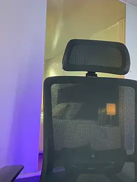 Emy_leon's cam snapshot