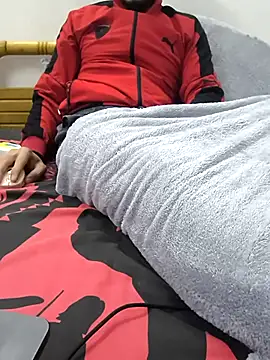 yazin19's cam snapshot