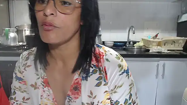 kateleyagrey's cam snapshot