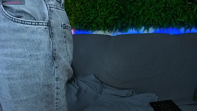 AprilAvery live sex cam