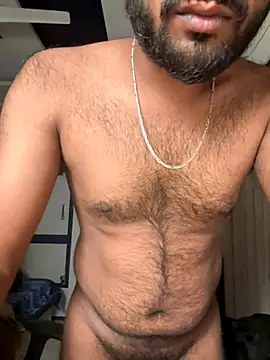 BeardedBulge live sex cam