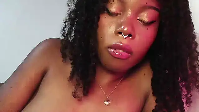 SparklingSoleil's cam snapshot