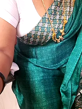 Tamil_Ammani live sex cam
