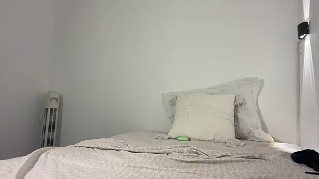 alejandraalvarezxo's cam snapshot