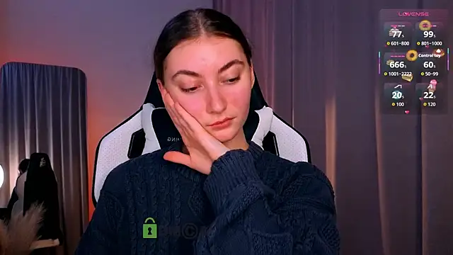 lady_curls's cam snapshot