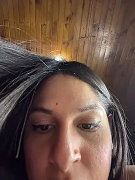 charlotte_stevenss_'s cam snapshot