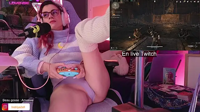 Indriya2x0 live sex cam